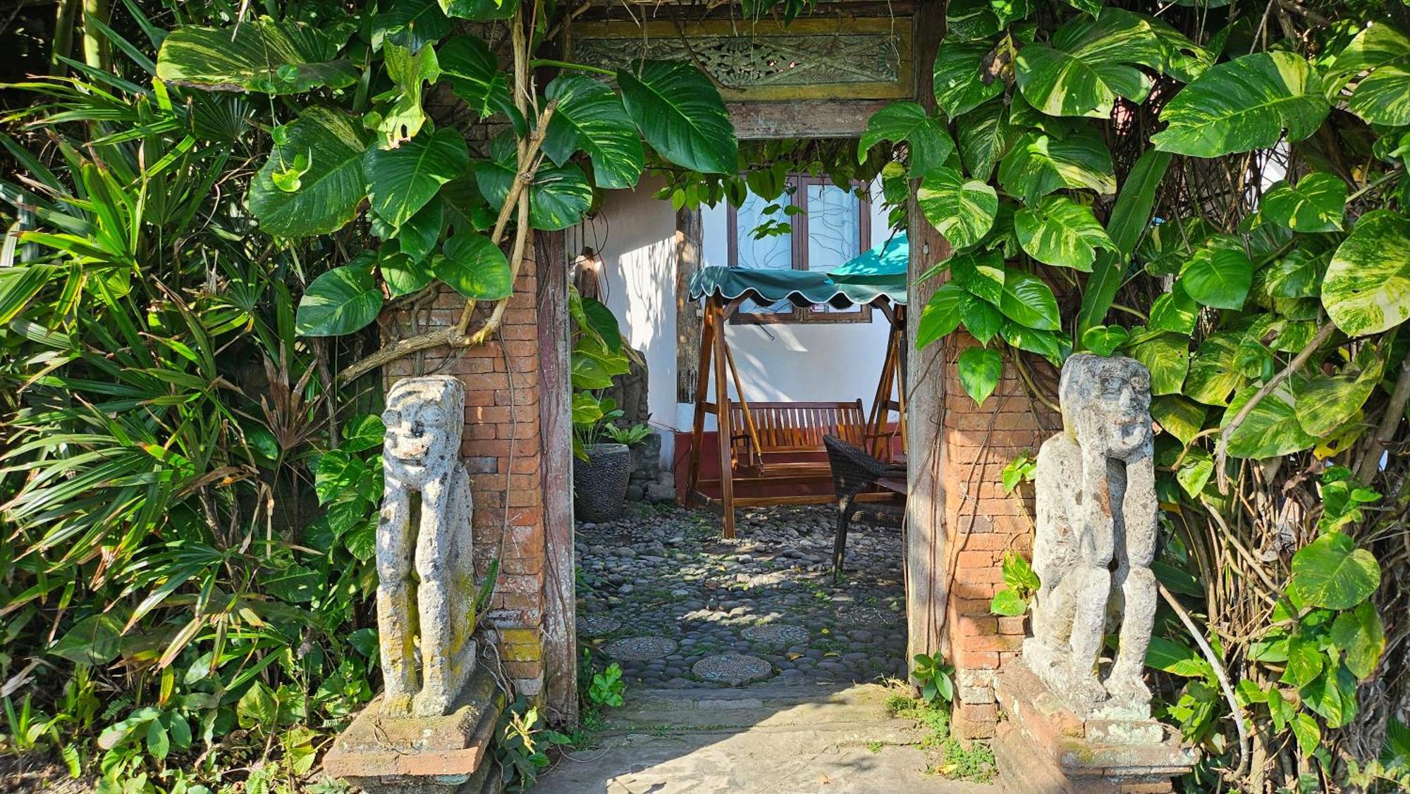 Pondok Pisces Bungalows Balian Beach Selemadeg  Exterior photo